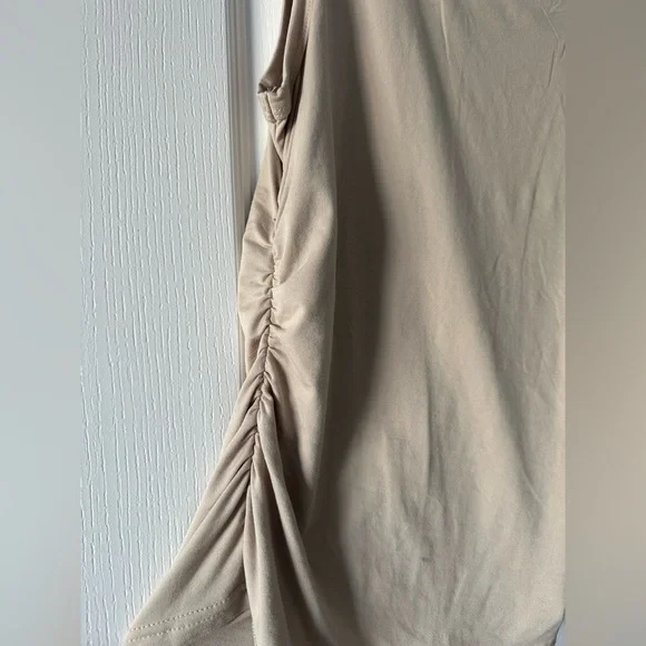 Beige Tank Top - Picture 2 of 3